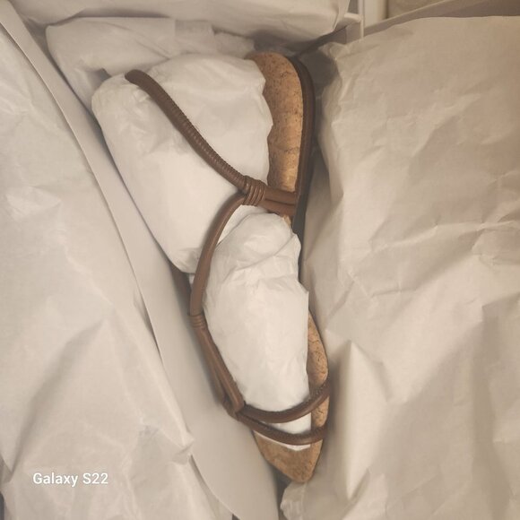 Vince "Hazen" Leather Sandals. Cognac/Dark Brown color. NIB. Size Various - Picture 9 of 11